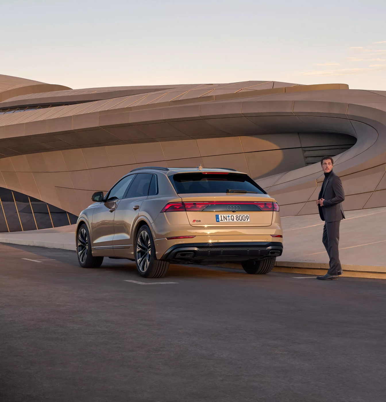 Audi Q8 외관 1