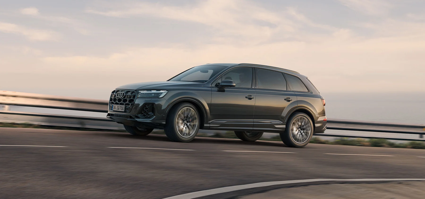 Audi SQ7 외관 3